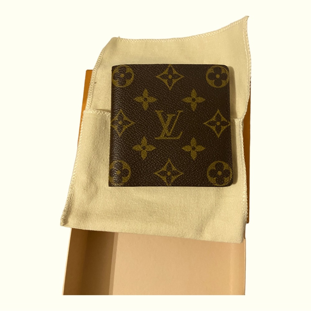 Authentic Monogram Mens Wallet